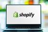 Shopify-logo-on-laptop-screen