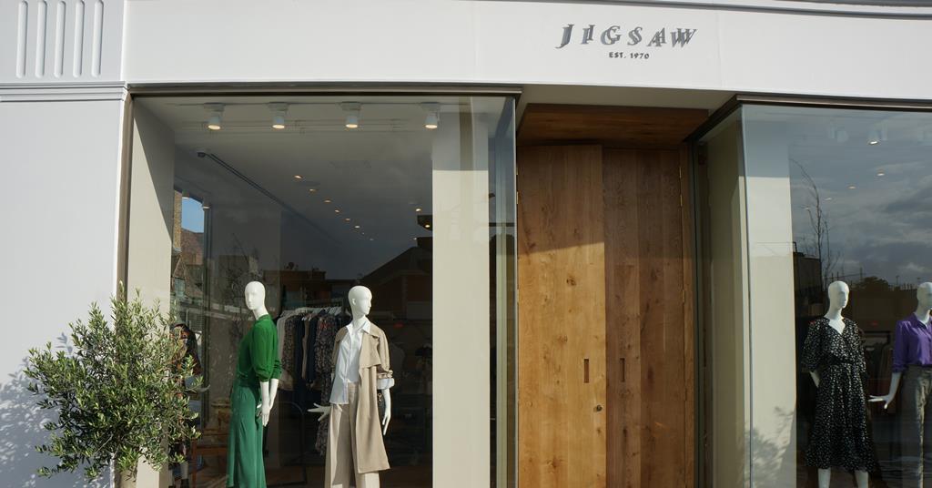 Store gallery Jigsaw’s sleek modern store on King’s Road Gallery