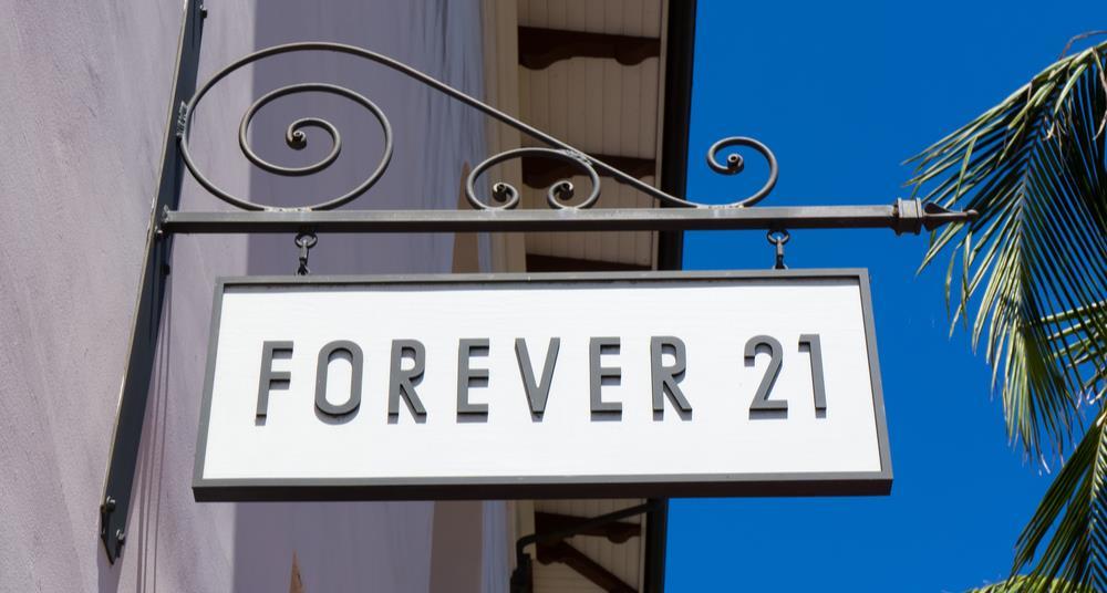 Forever 21 reportedly closing 100 stores on restructure