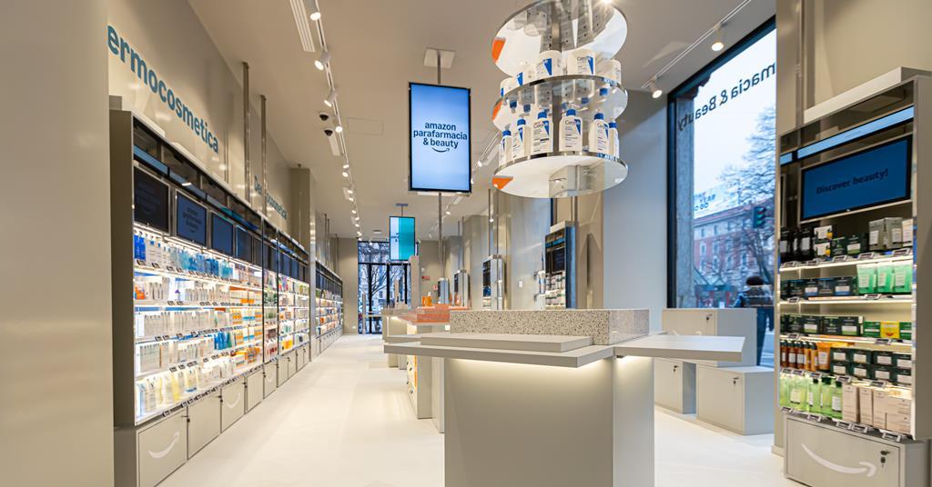 Store gallery: Amazon has opened its first store in Italy focused on ...