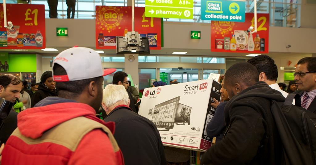 In pictures: Asda's Black Friday promotion draws throngs of bargain ...