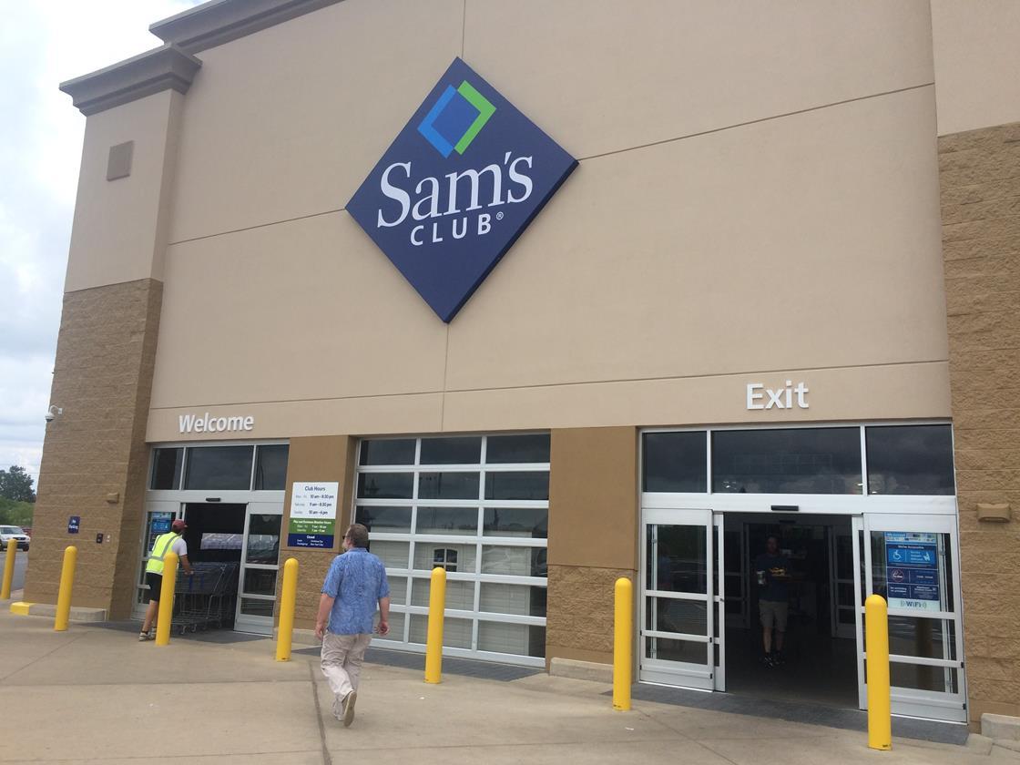 Store gallery Walmartowned Sam's Club unveils labdriven store