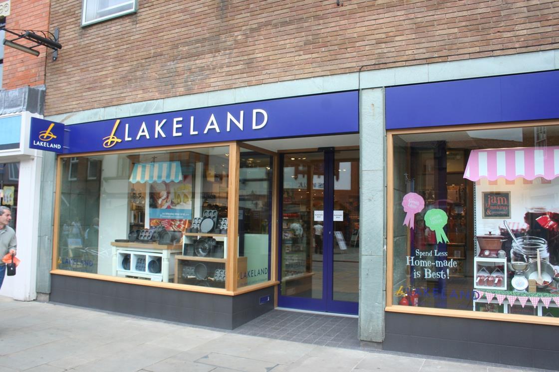 lakeland kitchen shop bath