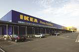 Swedish furniture specialist Ikea has become the first large national retailer to pledge to pay its staff in the UK a living wage.