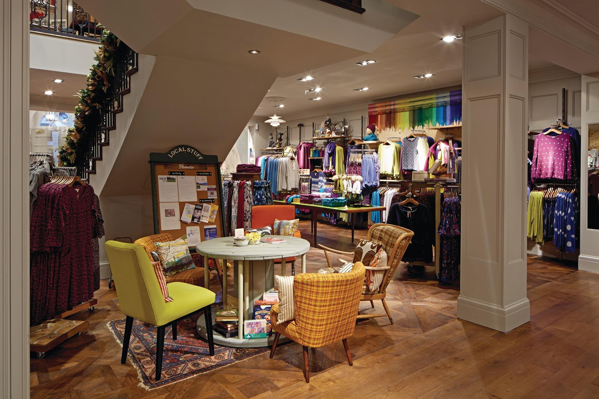 fancy dress shop bluewater