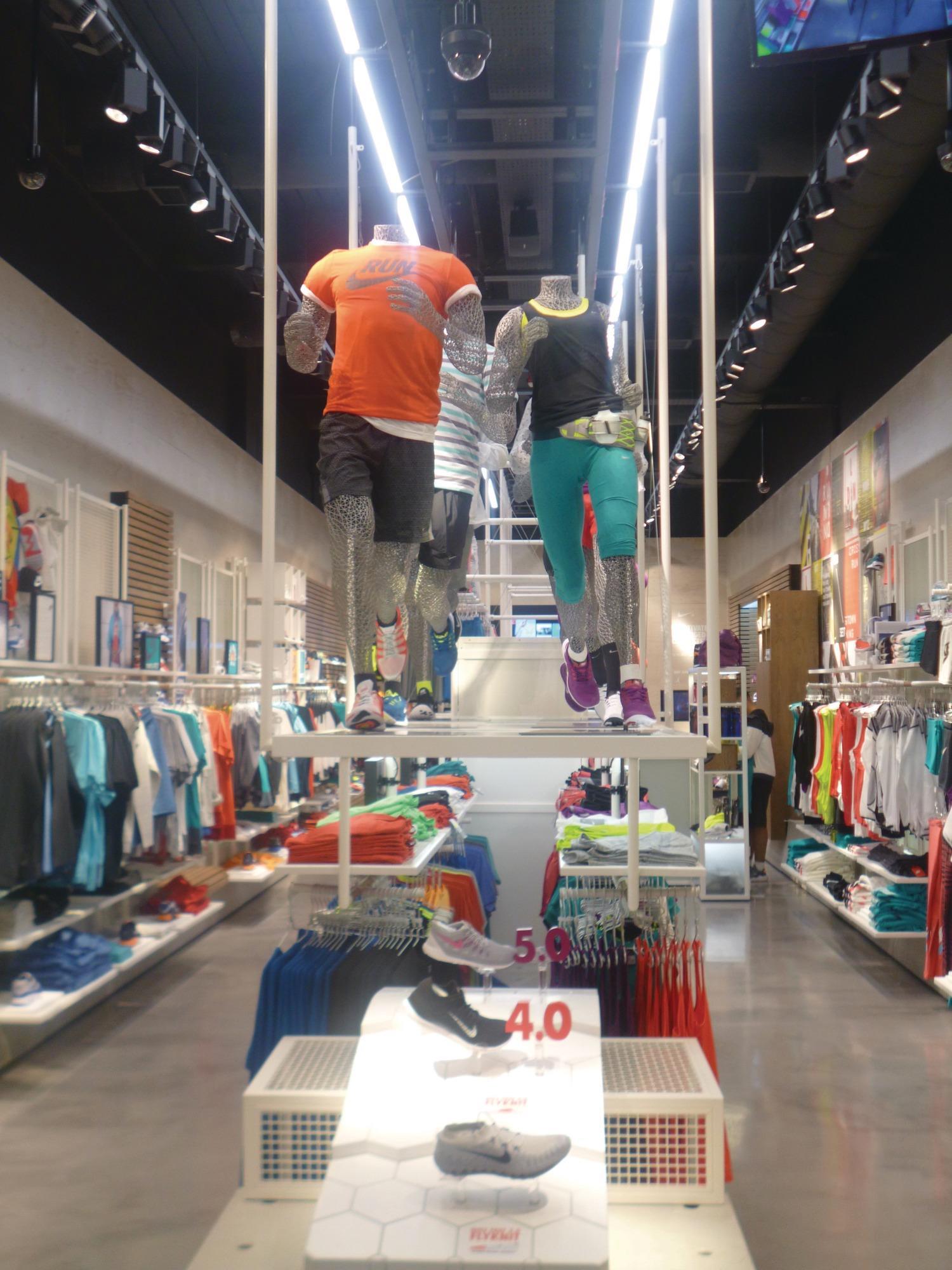 nike outlet crossiron mills