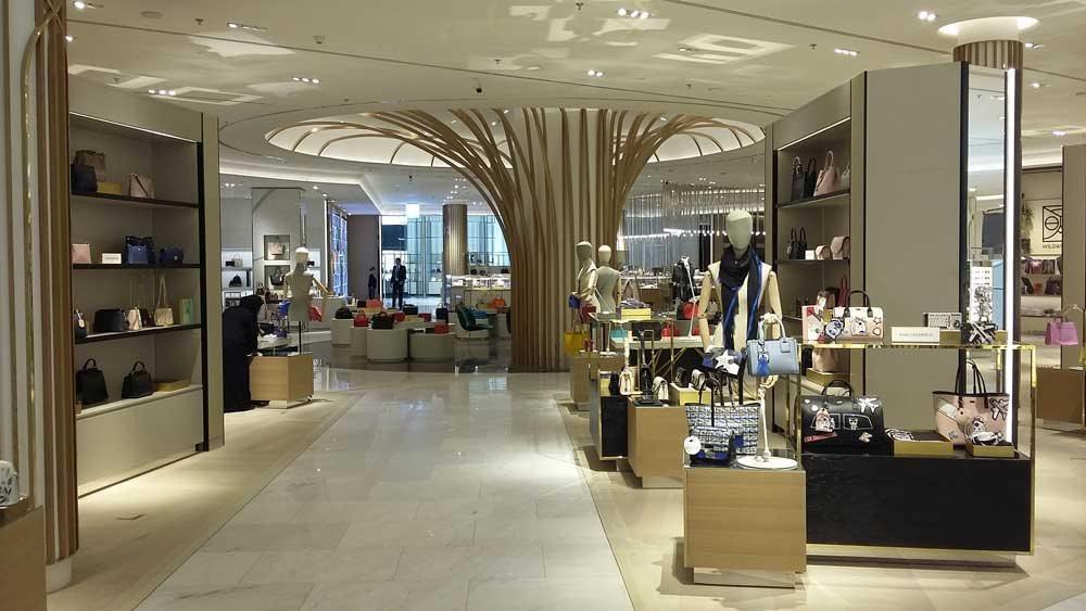 Store gallery: Robinsons makes seductive Dubai debut | Photo gallery ...