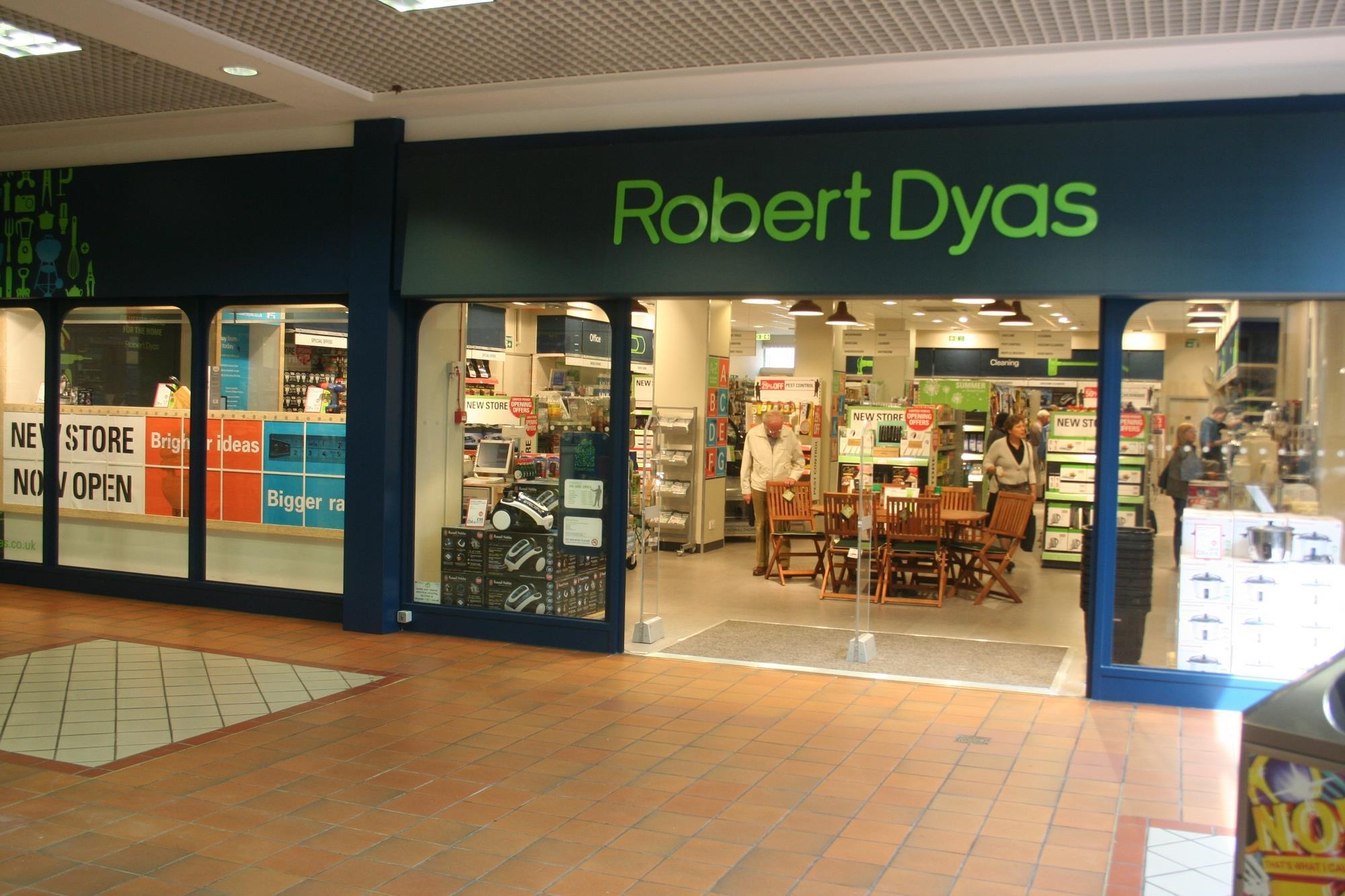 Robert Dyas eyed by Little Chef owner R Capital News Retail Week