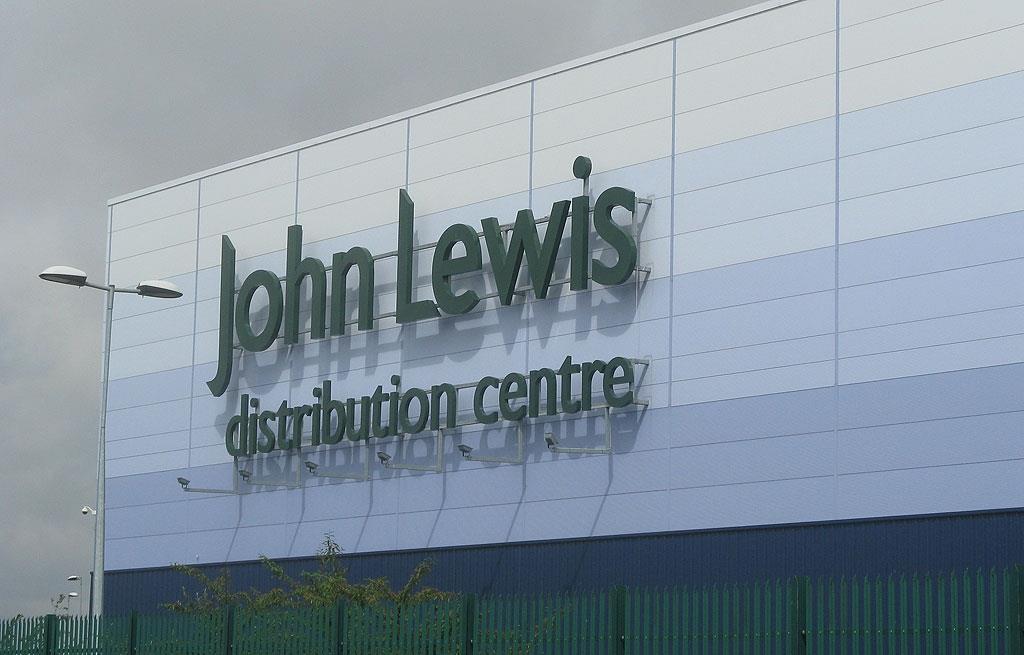 Magna Park Builtin efficiency and sustainability Analysis Retail Week