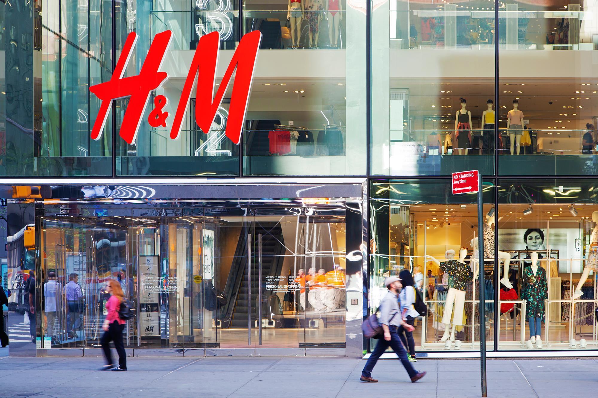 H&M Group explores tech-enabled shopping experiences in US stores