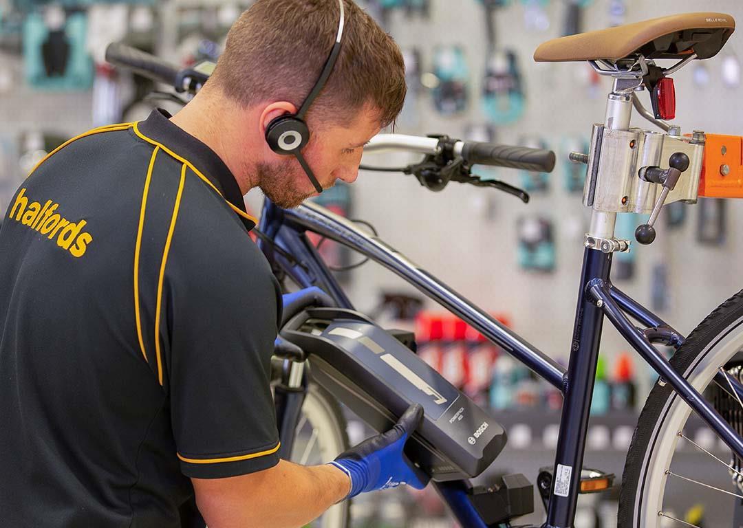 Halfords store bike servicing