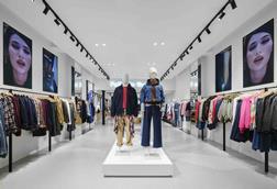 Gap Covent Garden store interior