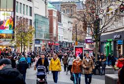 Liverpool Christmas shopping street