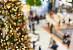 Close-up-on-Christmas-tree-in-shopping-centre index