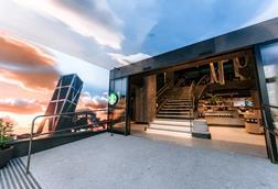 Entrance to Starbucks Bernabéu store