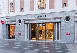Uniqlo Madrid store exterior