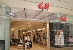 H&M store