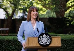 Rachel Reeves at UK-EU summit, May 2025