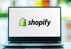 Shopify-logo-on-laptop-screen
