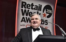 Mark Price received a standing ovation while collecting the Oracle Outstanding Contribution to Retail award