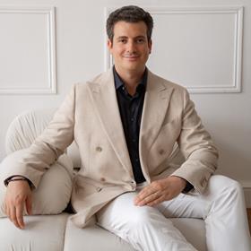 Nate Bigger Headshot