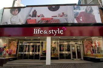 Fashion and homewares chain Life & Style has been bought out of administration by Sue Townsend, former director of academic bookseller Blackwell.