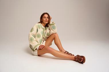 Female model wearing clothes from Very