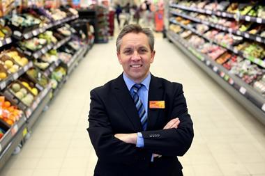Sainsbury's reports dip in like-for-likes as Justin King's exit nears