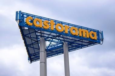 Castorama Poland sign