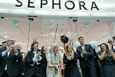 01 08 25 SENT Sephora UK Arndale Opening_Steve Biggs, Jill Stutzbach, Sarah Boyd, Victoria Fuller, Mahmoud Ersan and Sabina Ellahi_036
