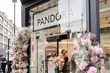 Pandora Oxford Street exterior