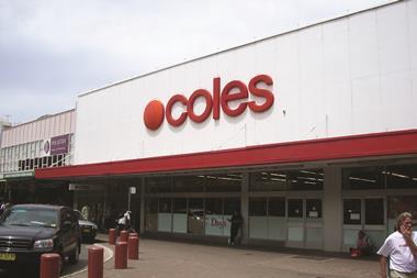 Australian grocer Coles has outpaced rival Woolworths for the 25th consecutive quarter.