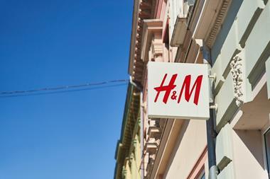 H&M sign