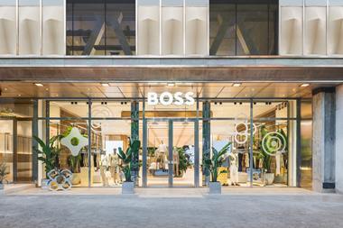 BOSS_Store_Barcelona_Paseo_de__Gracia_1