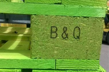 B&Q green pallets
