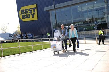 US electricals retailer Best Buy has appointed turnaround specialist Hubert Joly as its new chief executive.