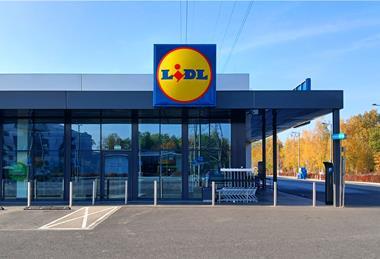 Lidl supermarket exterior