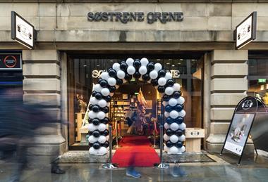 Sostrene Grene opening