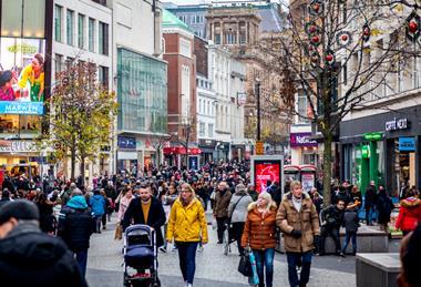 Liverpool Christmas shopping street