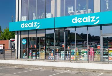 Dealz store, Poland