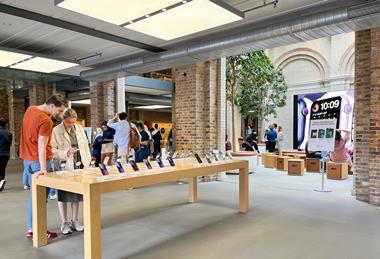 Apple Store in Covent Garden