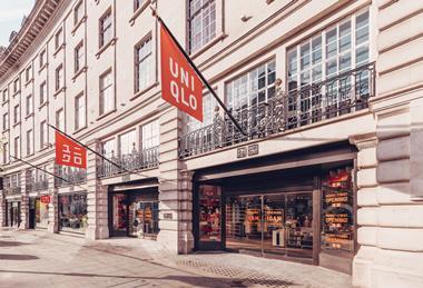 UNIQLO Regent Street Facade