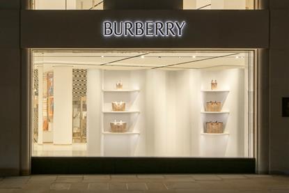 BURBERRY_2023_NEW_BOND_STREET_CROPPED_4x5_RGB_08