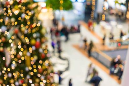 Close-up-on-Christmas-tree-in-shopping-centre index