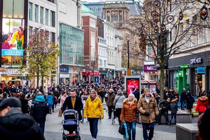 Liverpool Christmas shopping street