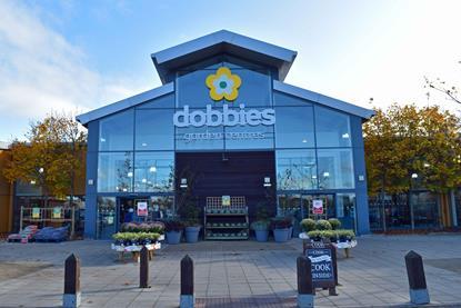 Dobbies-store