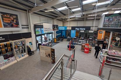 The motoring services area in Halfords' upgraded Reading store