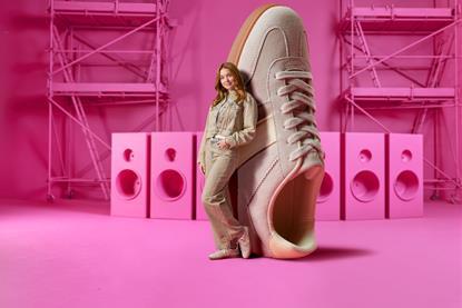 Jpeg 72-W_Seco_Speed_Sand_Combi_26187866_Lifestyle Un Cropped