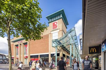 Broadway Shopping Centre