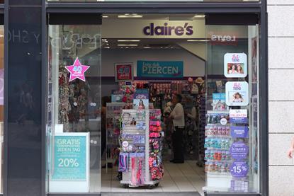 Claire's store exterior